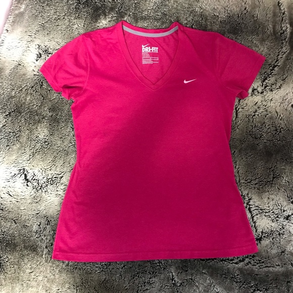 Nike T-shirt - Picture 1 of 2